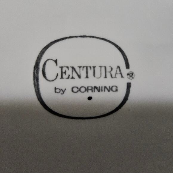 Centura by Corning White Dinner Plates Set of 2 Embossed Scroll Pattern - Picture 3 of 6